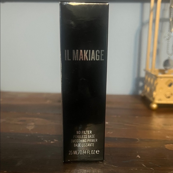 IL MAKIAGE Other - IL MAKIAGE No Filter Poreless Base Smoothing Primer — Black